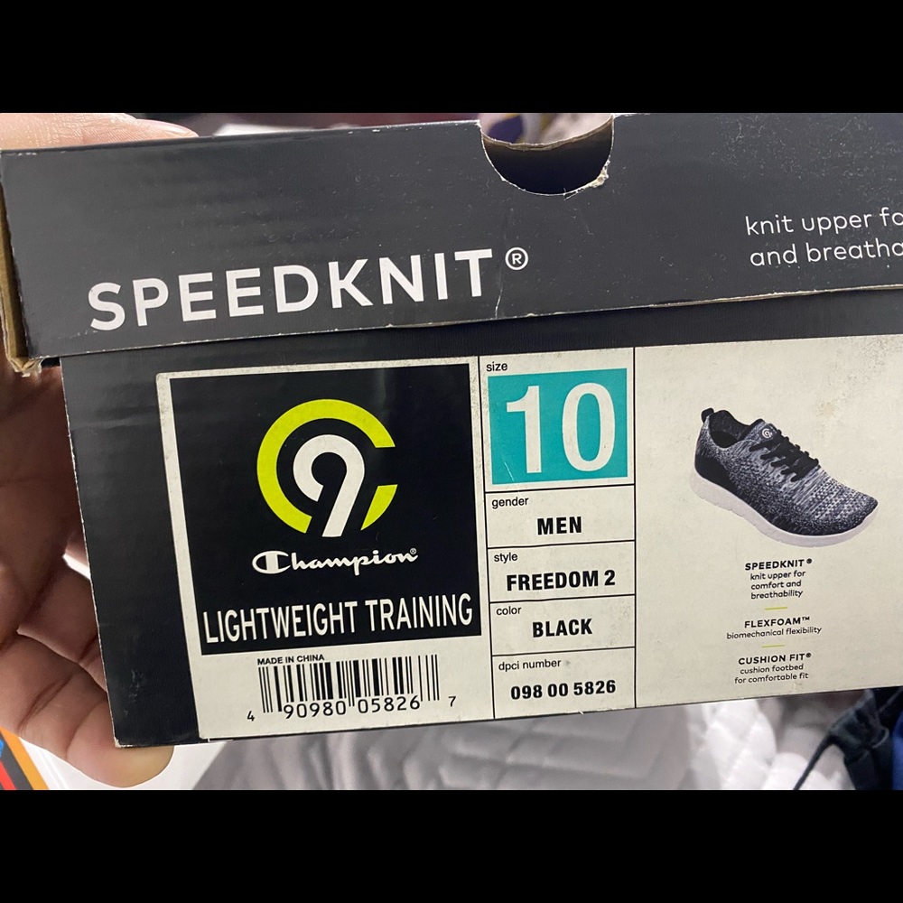 Champion Speedknit Lightweight Training size 10 men’s
